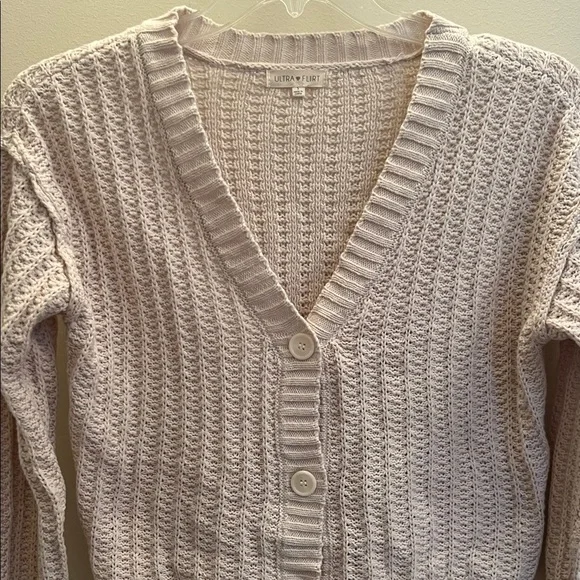 Ultra Flirt Textured Knit Button-Front Cardigan – NWT Small - Picture 2 of 10